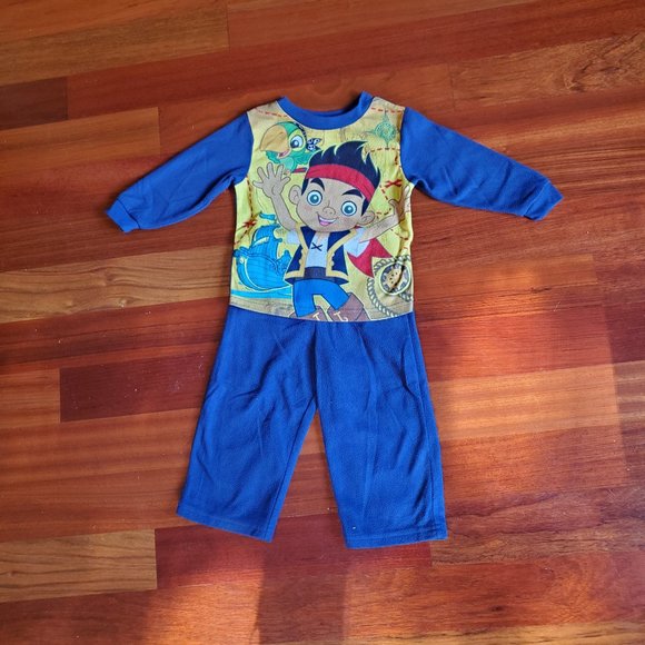 Disney Jake & Neverland Pirates 2-Piece Pajamas 2T - Picture 2 of 6